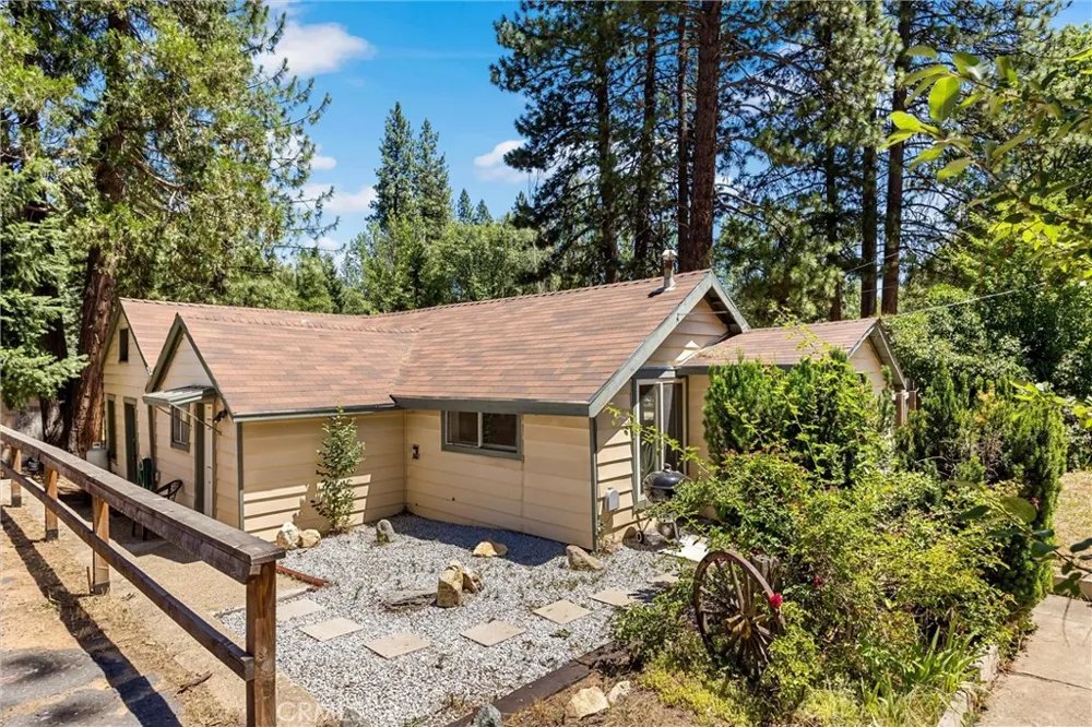 1089 E Main Quincy, CA 95971