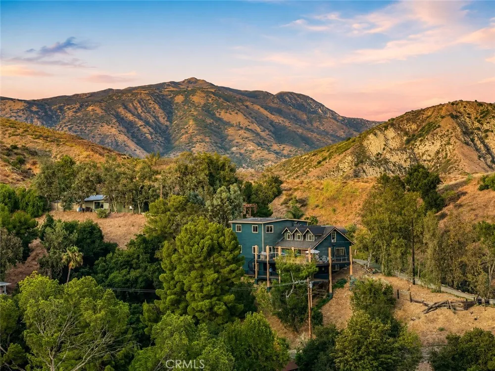 12229 Alta Sylmar, CA 91342