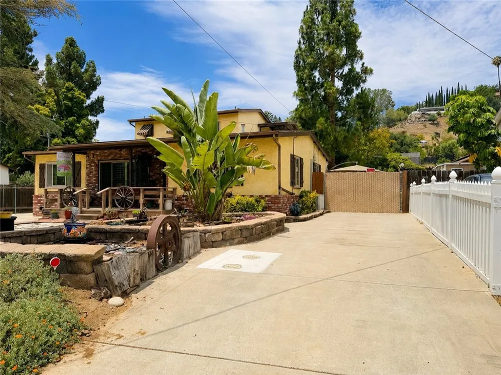 4114 Citradora Spring Valley, CA 91977