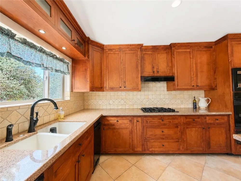 4114 Citradora Spring Valley, CA 91977