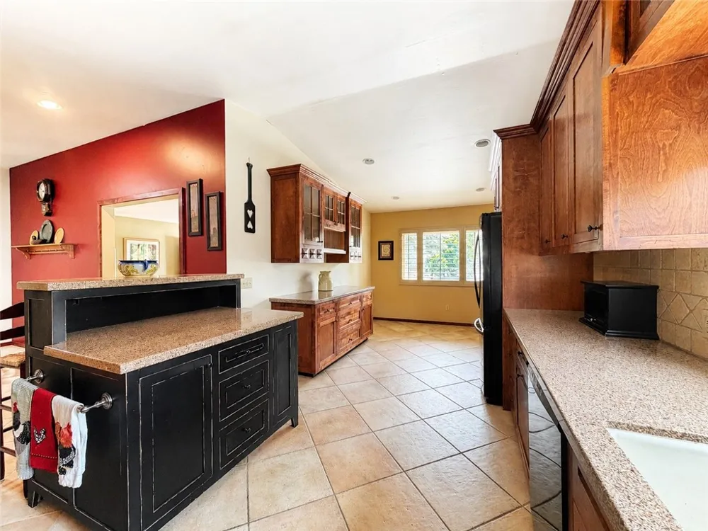 4114 Citradora Spring Valley, CA 91977