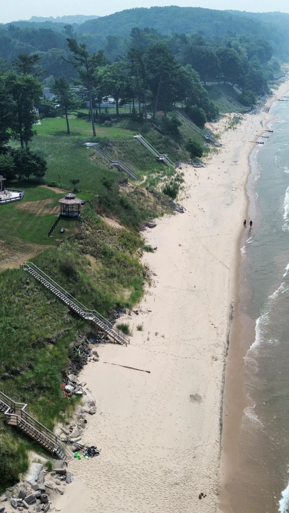 2240 Pleasant Hill Drive Norton Shores, MI 49441
