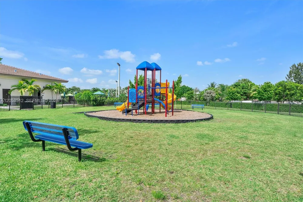 12424 NW 23rd Ct Miami, FL 33167