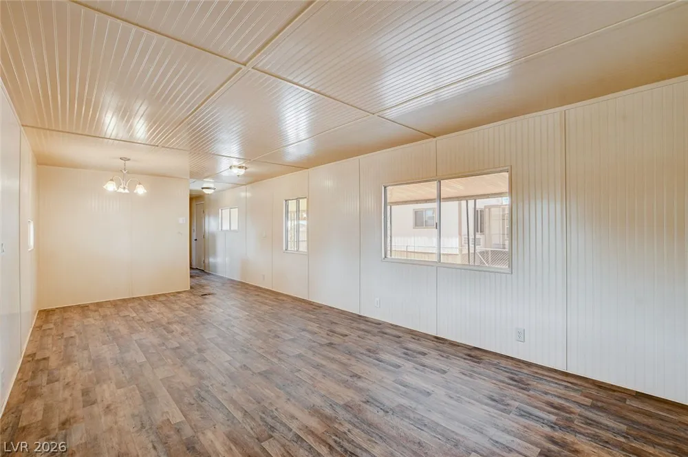 241 Powderhorn Avenue Overton, NV 89040