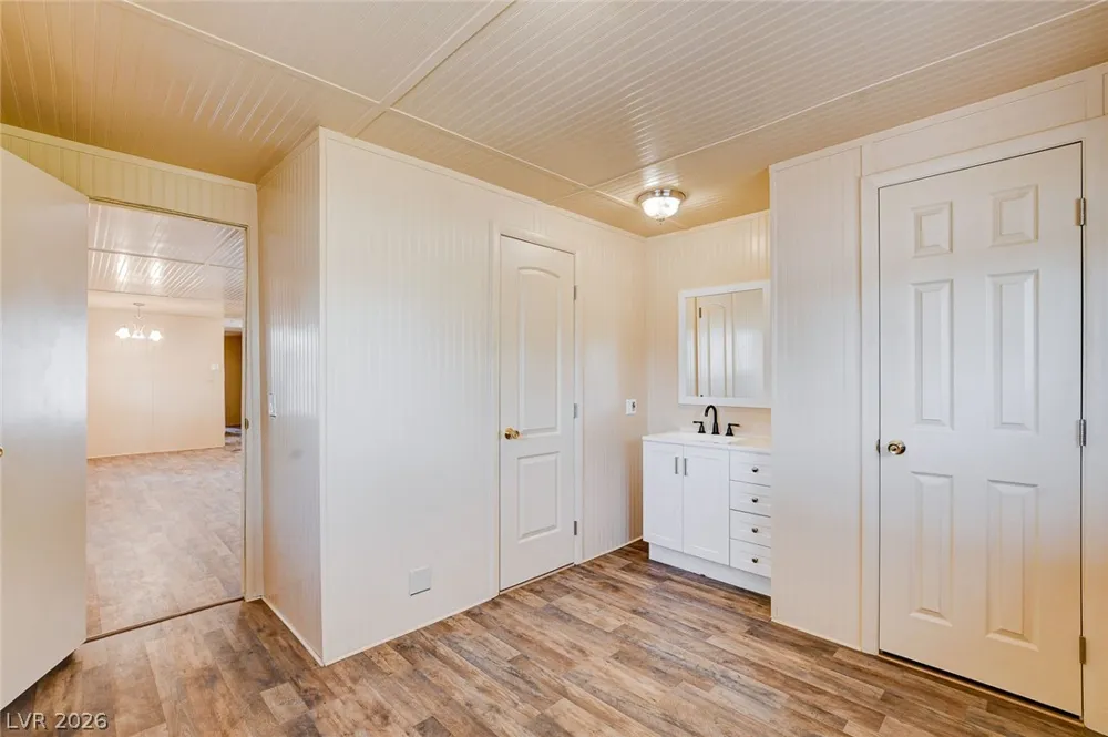 241 Powderhorn Avenue Overton, NV 89040