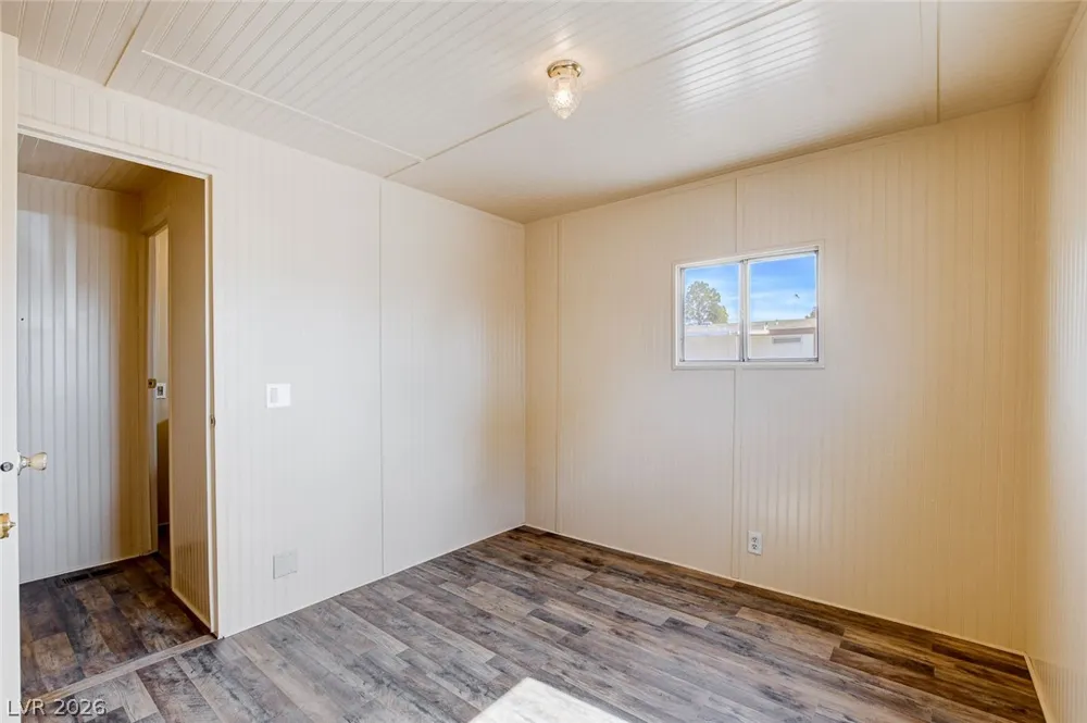 241 Powderhorn Avenue Overton, NV 89040