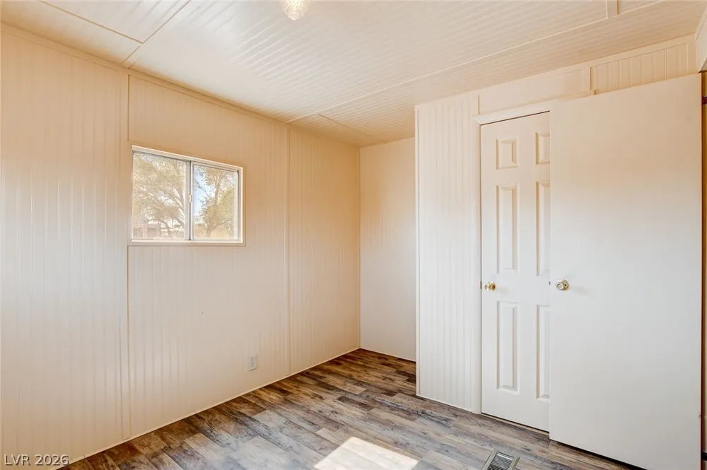 241 Powderhorn Avenue Overton, NV 89040