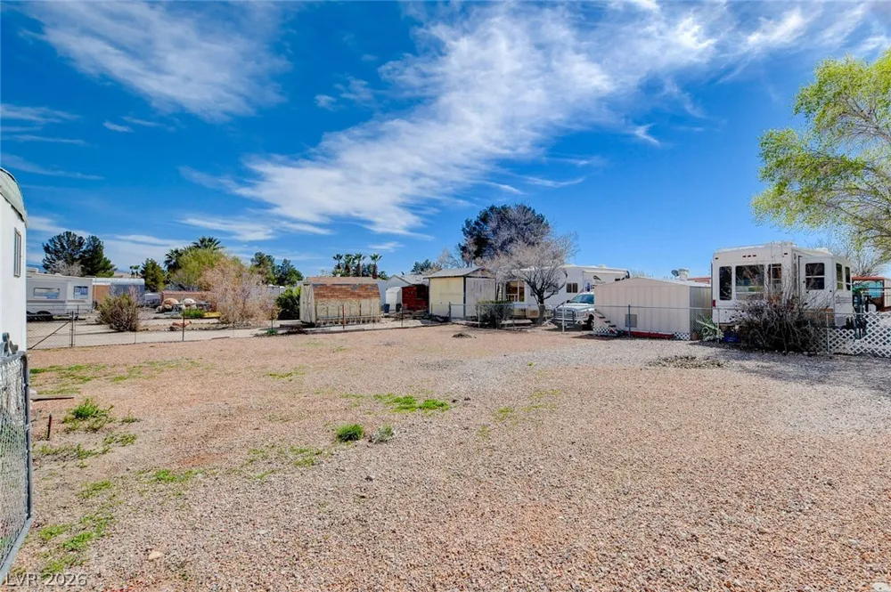 241 Powderhorn Avenue Overton, NV 89040