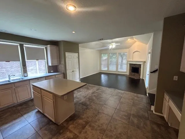 7215 Park Hill Trail Sachse, TX 75048