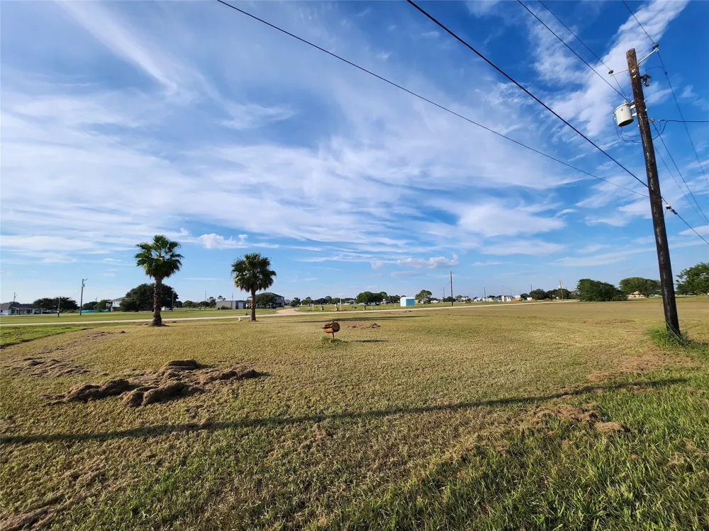 Mollnar Drive Palacios, TX 77465