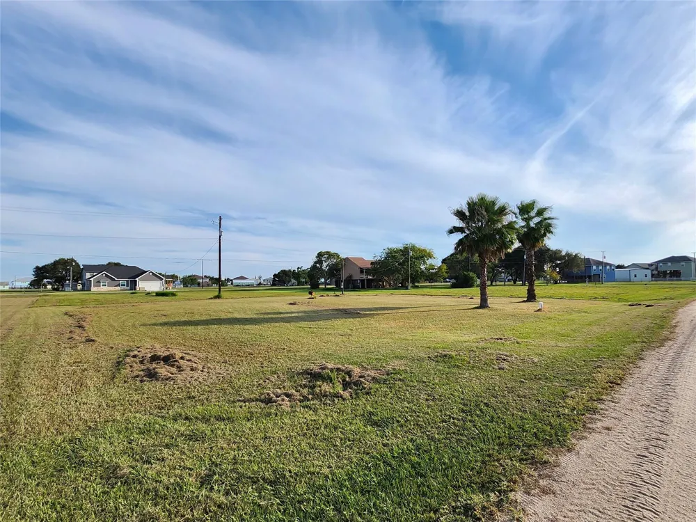 Mollnar Drive Palacios, TX 77465