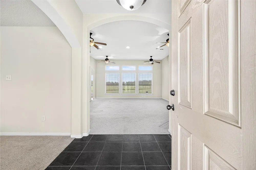 329 Gou Hole Cove, TX 77523