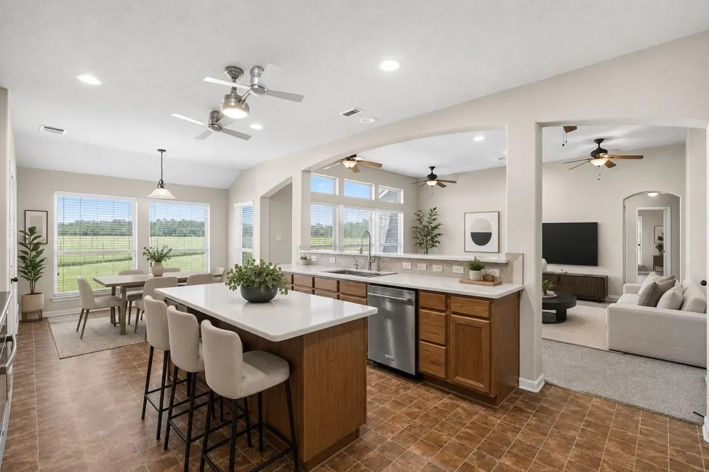 329 Gou Hole Cove, TX 77523