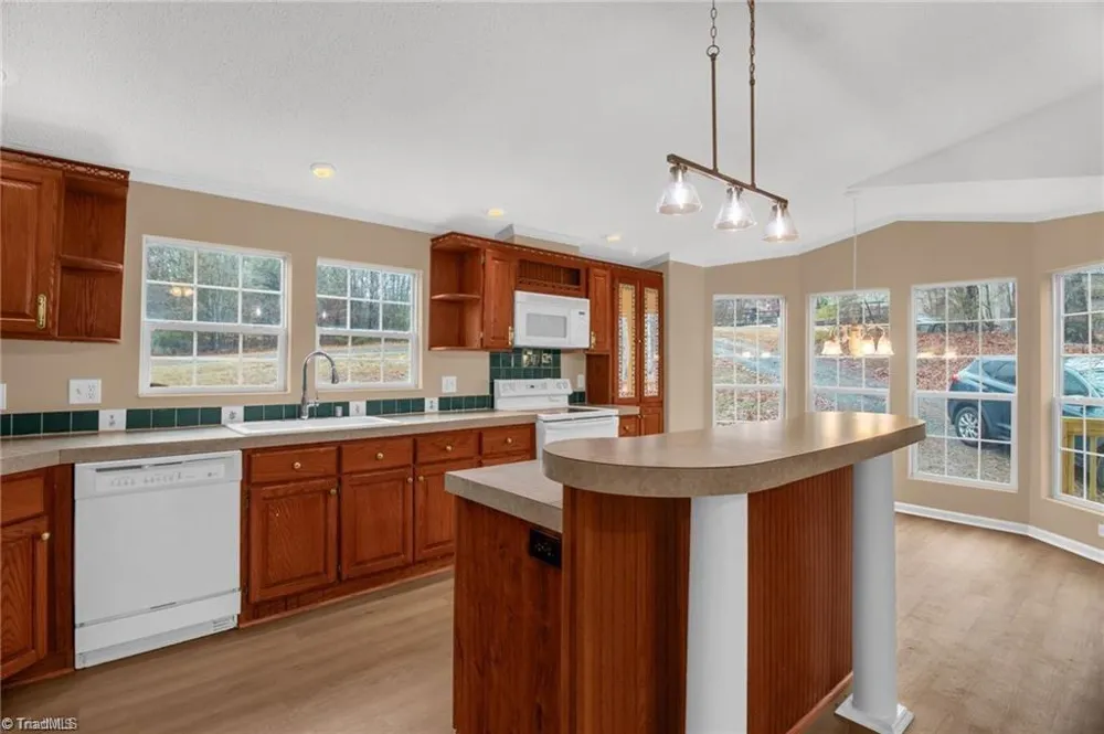 1085 Brookview Lane Germanton, NC 27019