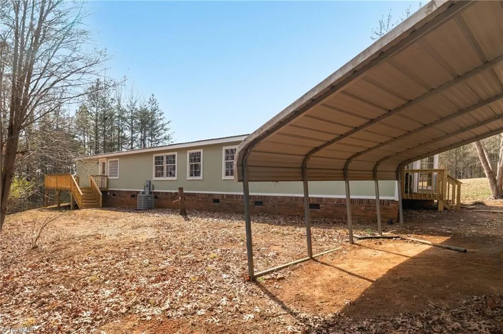 1085 Brookview Lane Germanton, NC 27019