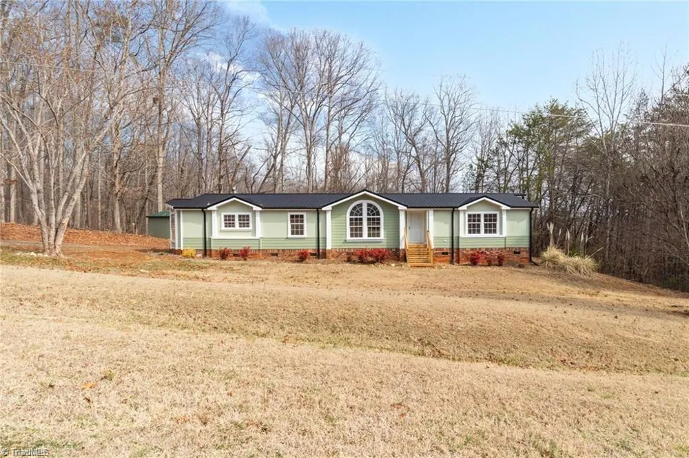 1085 Brookview Lane Germanton, NC 27019