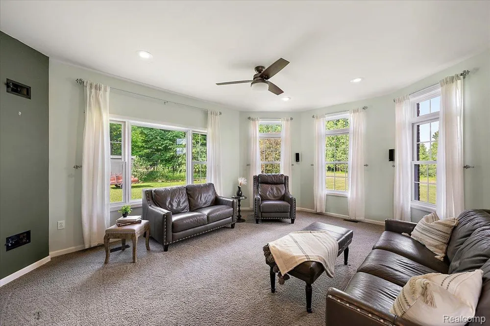 5035 Hidden Ridge Drive Hadley Township, MI 48455