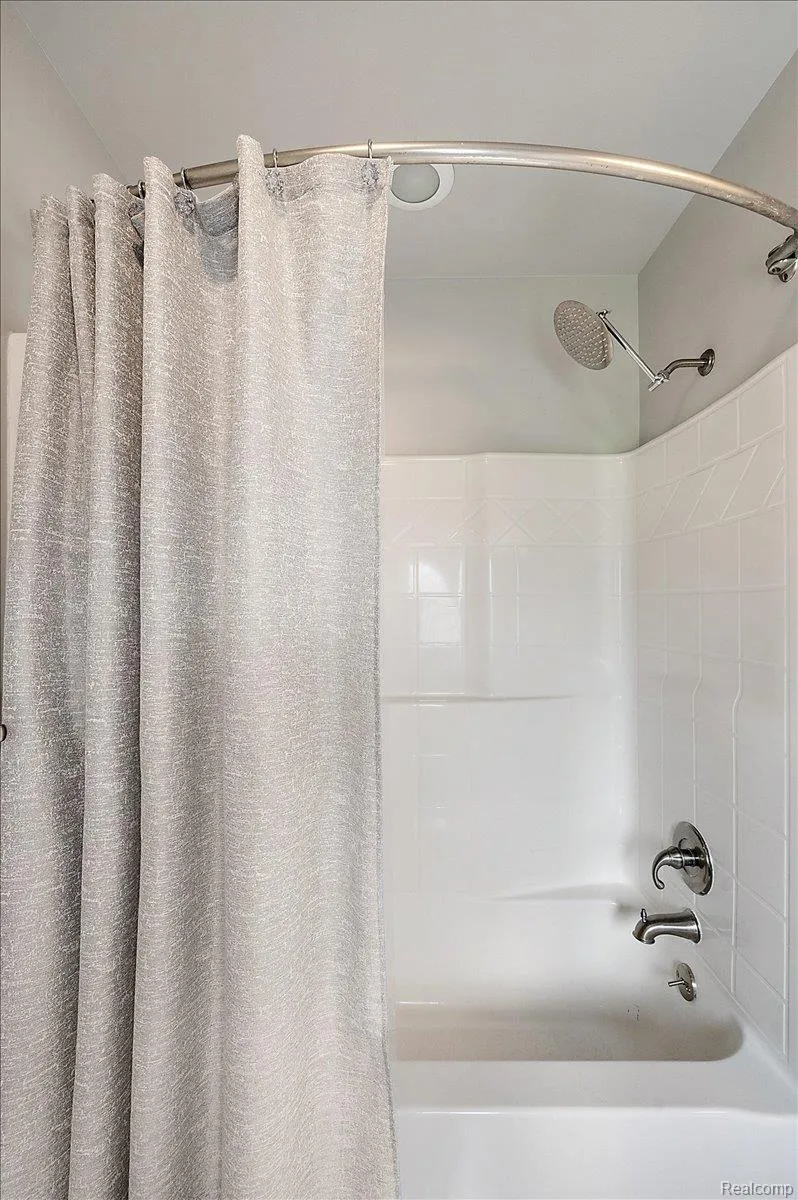 5035 Hidden Ridge Drive Hadley Township, MI 48455