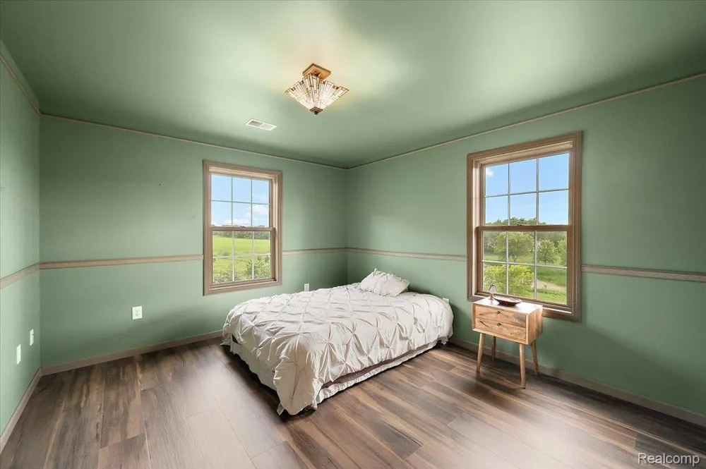 5035 Hidden Ridge Drive Hadley Township, MI 48455