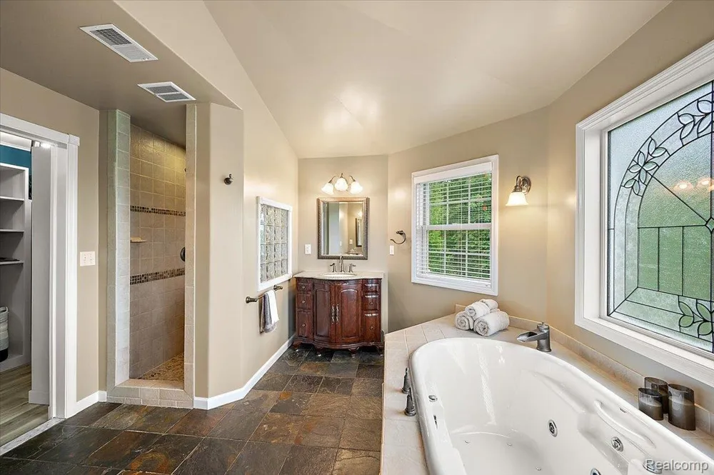 5035 Hidden Ridge Drive Hadley Township, MI 48455