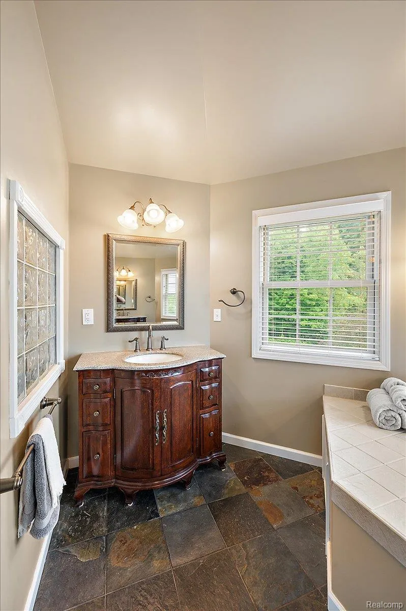 5035 Hidden Ridge Drive Hadley Township, MI 48455
