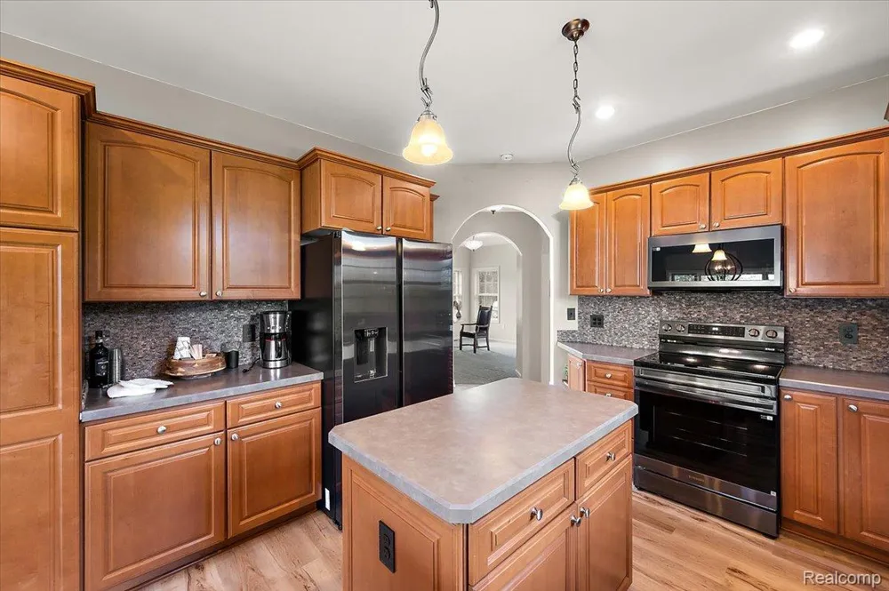 5035 Hidden Ridge Drive Hadley Township, MI 48455