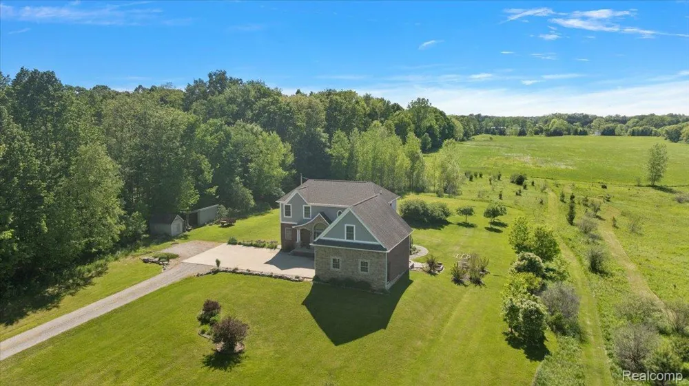 5035 Hidden Ridge Drive Hadley Township, MI 48455