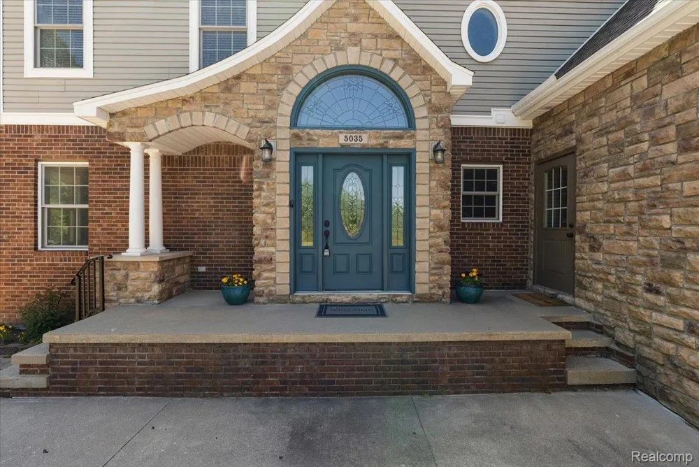 5035 Hidden Ridge Drive Hadley Township, MI 48455