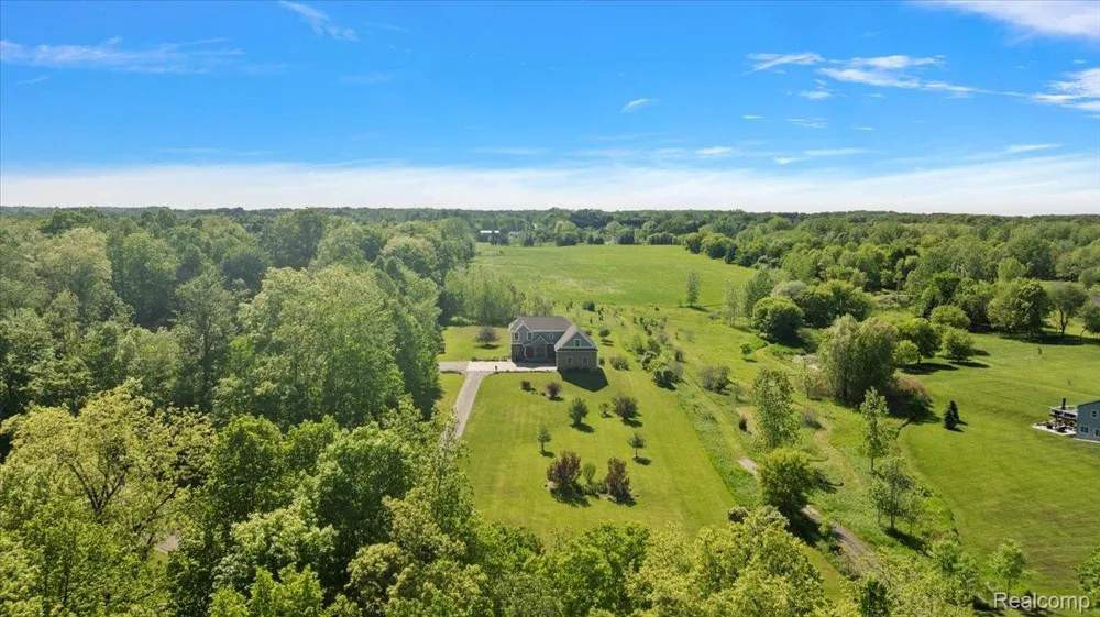 5035 Hidden Ridge Drive Hadley Township, MI 48455