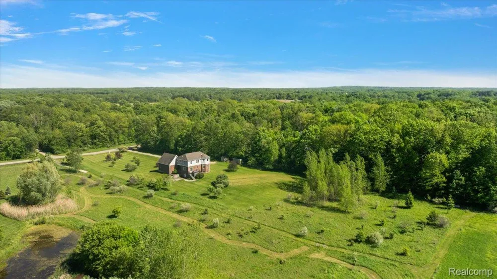 5035 Hidden Ridge Drive Hadley Township, MI 48455