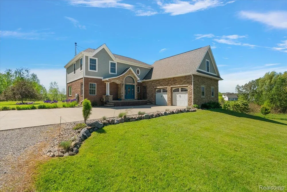 5035 Hidden Ridge Drive Hadley Township, MI 48455