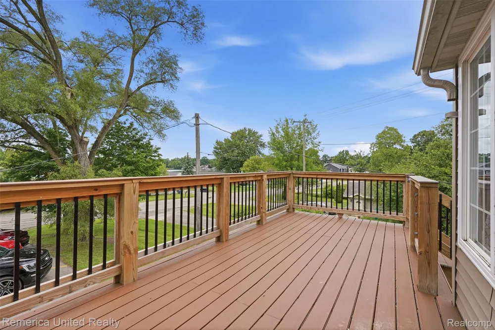 6109 Grand River Avenue Genoa Township, MI 48114