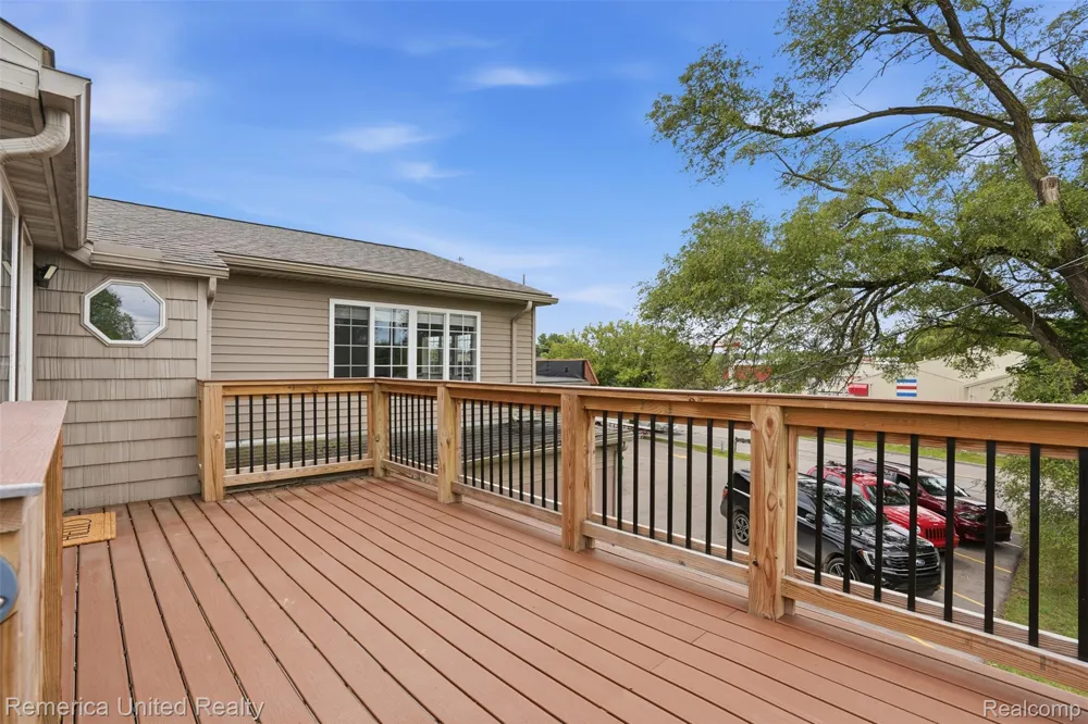 6109 Grand River Avenue Genoa Township, MI 48114