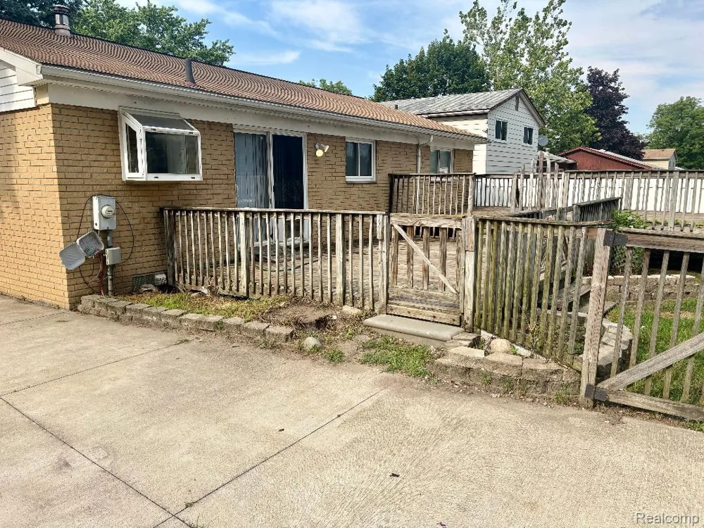 22725 Armstrong Avenue Brownstown Charter Township, MI 48193