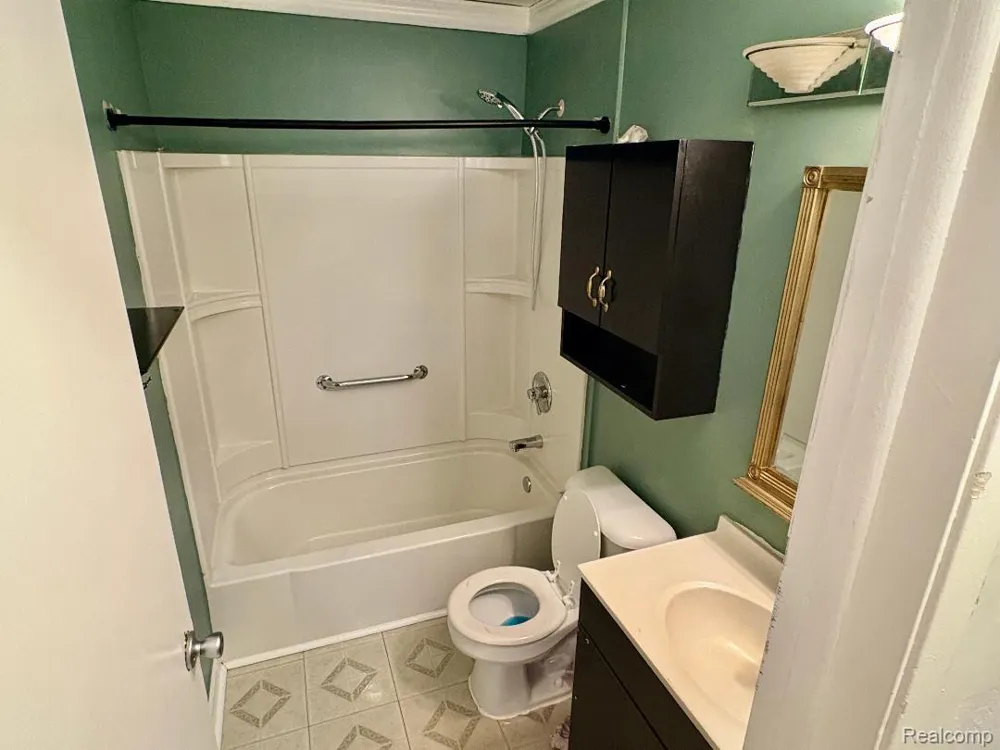 22725 Armstrong Avenue Brownstown Charter Township, MI 48193