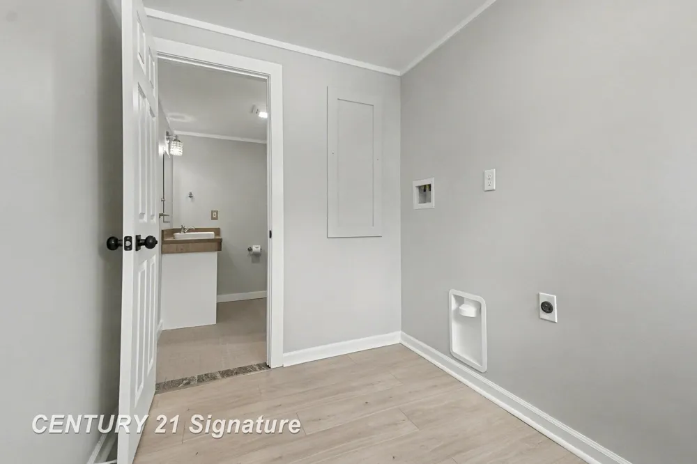 474 W Taylor Drive Jerome Township, MI 48657