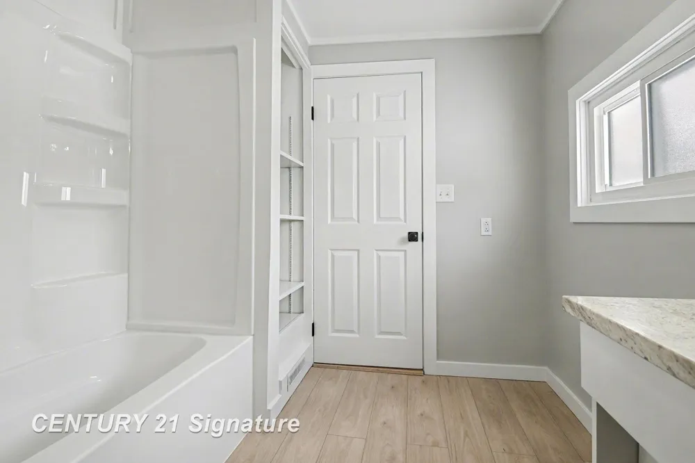 474 W Taylor Drive Jerome Township, MI 48657