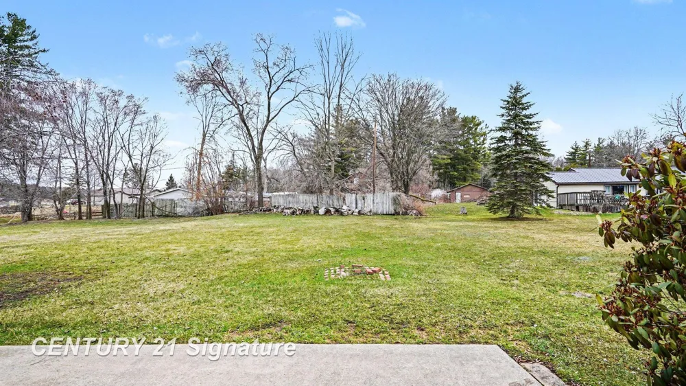 474 W Taylor Drive Jerome Township, MI 48657