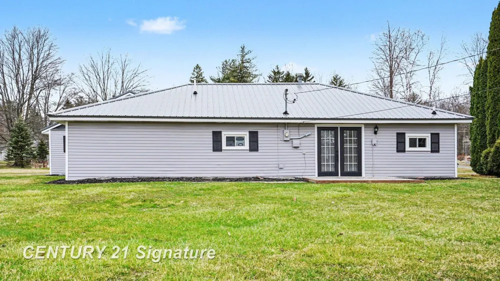 474 W Taylor Drive Jerome Township, MI 48657