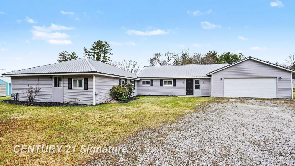 474 W Taylor Drive Jerome Township, MI 48657