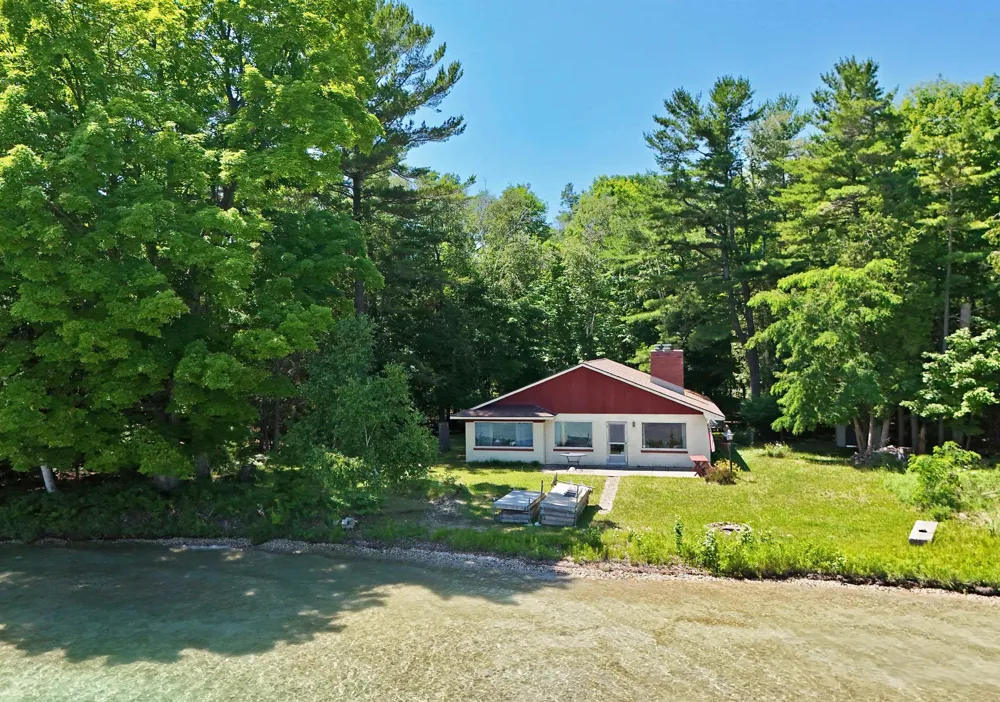 6439 S Sunset Glen Arbor Township, MI 49636