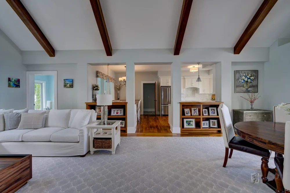 6885 E Shore Road Peninsula Township, MI 49686