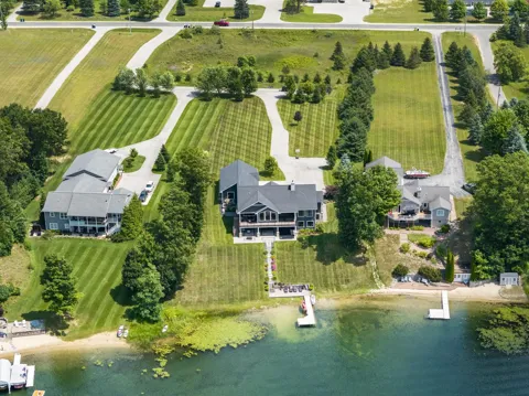 4790 S Sunset Ski Cove