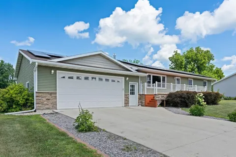 219 5th Street SE
