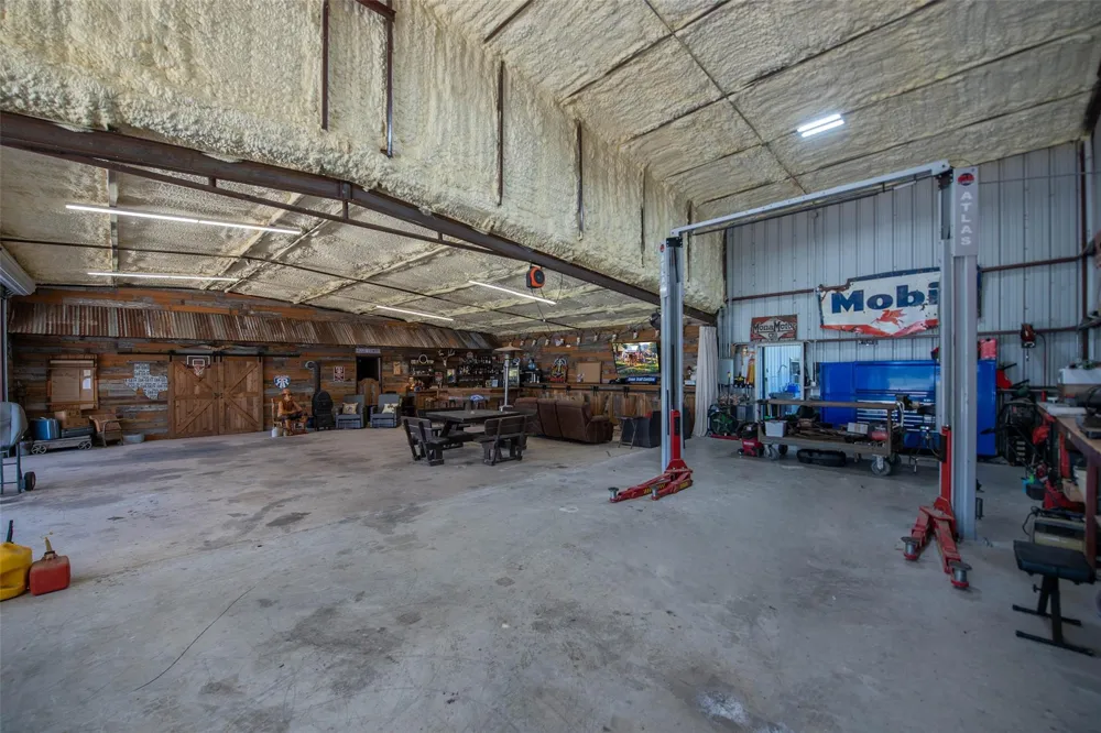 1 Fm 3179 Huntsville, TX 77340