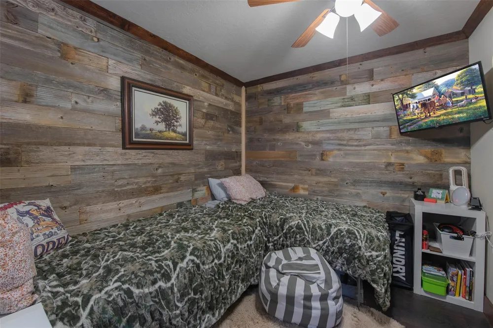 1 Fm 3179 Huntsville, TX 77340