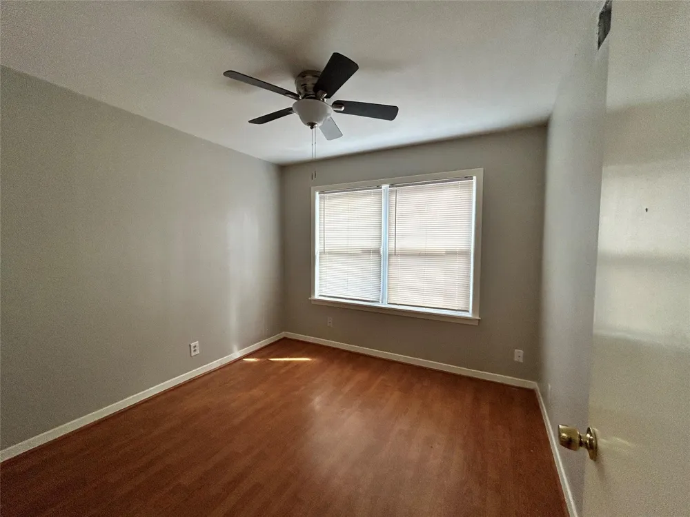 914 Elton Street Houston, TX 77034
