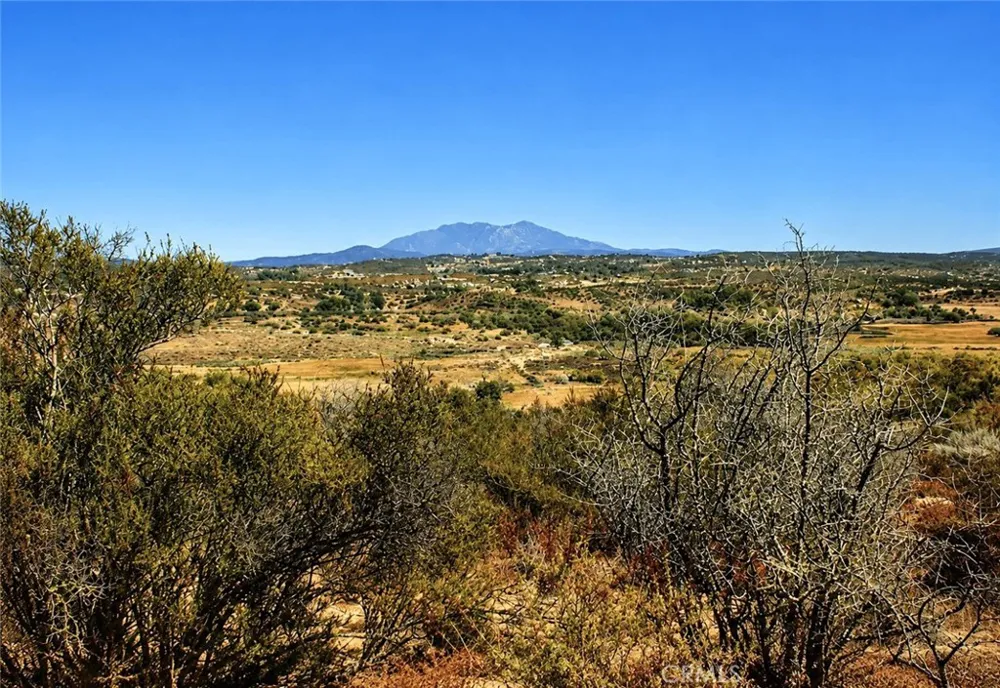 Blackfoot Dr Anza, CA 92536