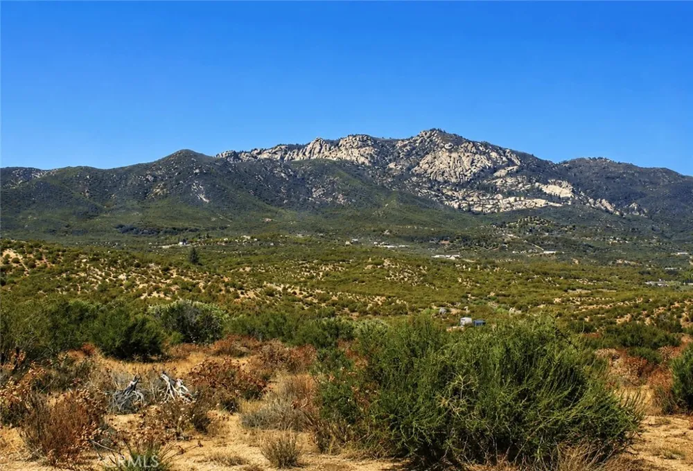 Blackfoot Dr Anza, CA 92536