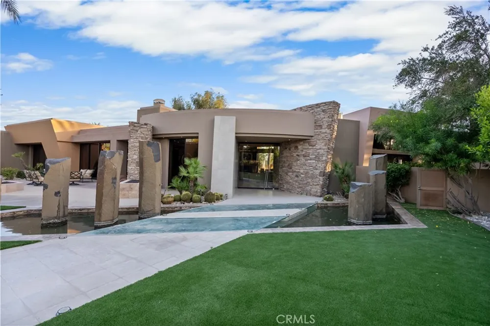 68 Royal Saint Georges Way Rancho Mirage, CA 92270